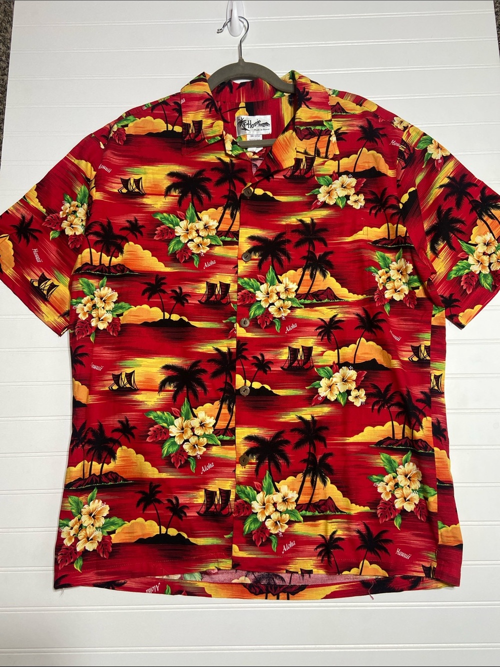 Vintage Howie Hawaiian Shirt Mens M Colorful Made In USA EUC